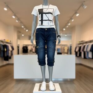 Vintage RARE COOGI Jean Capri Pants with Gold buckle design